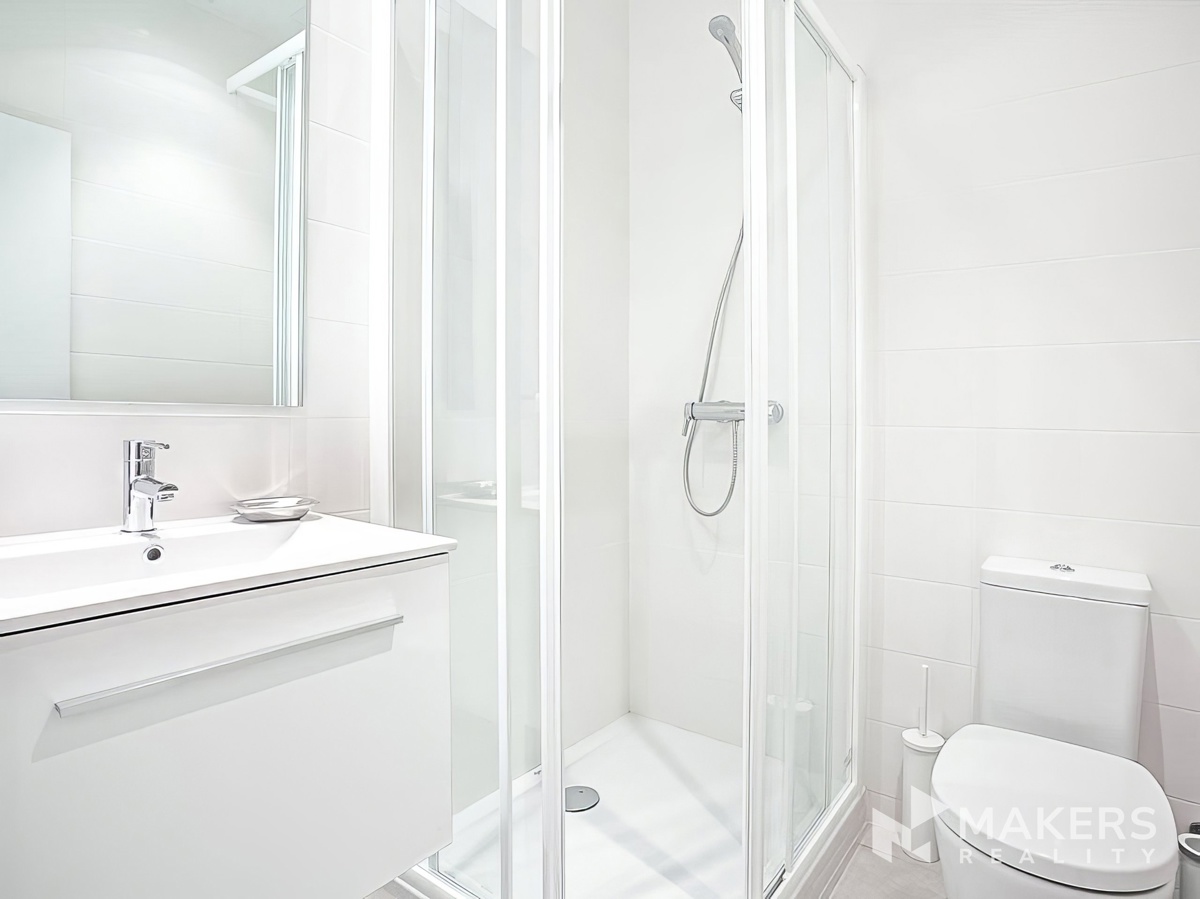 Фото 2 - Продажа коммерческой недвижимости · Объект размещения · 90 m²