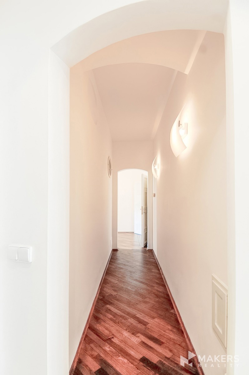 Hình ảnh 3 - Căn hộ cho thuê · 4+kk · 170 m²