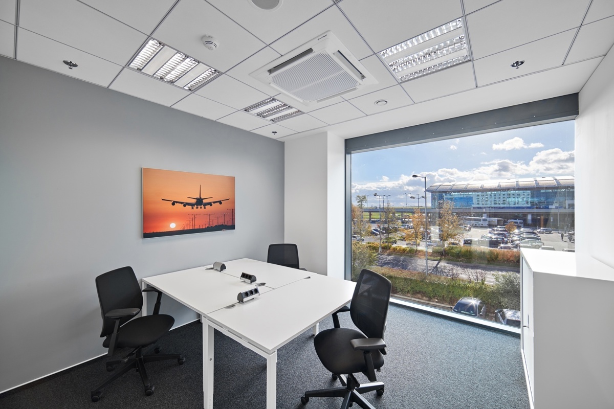 Photo 3 - Commercial property for rent · Office · 50 m²