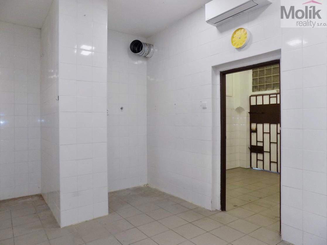 Photo 3 - Commercial property for rent · Retail space · 68 m²