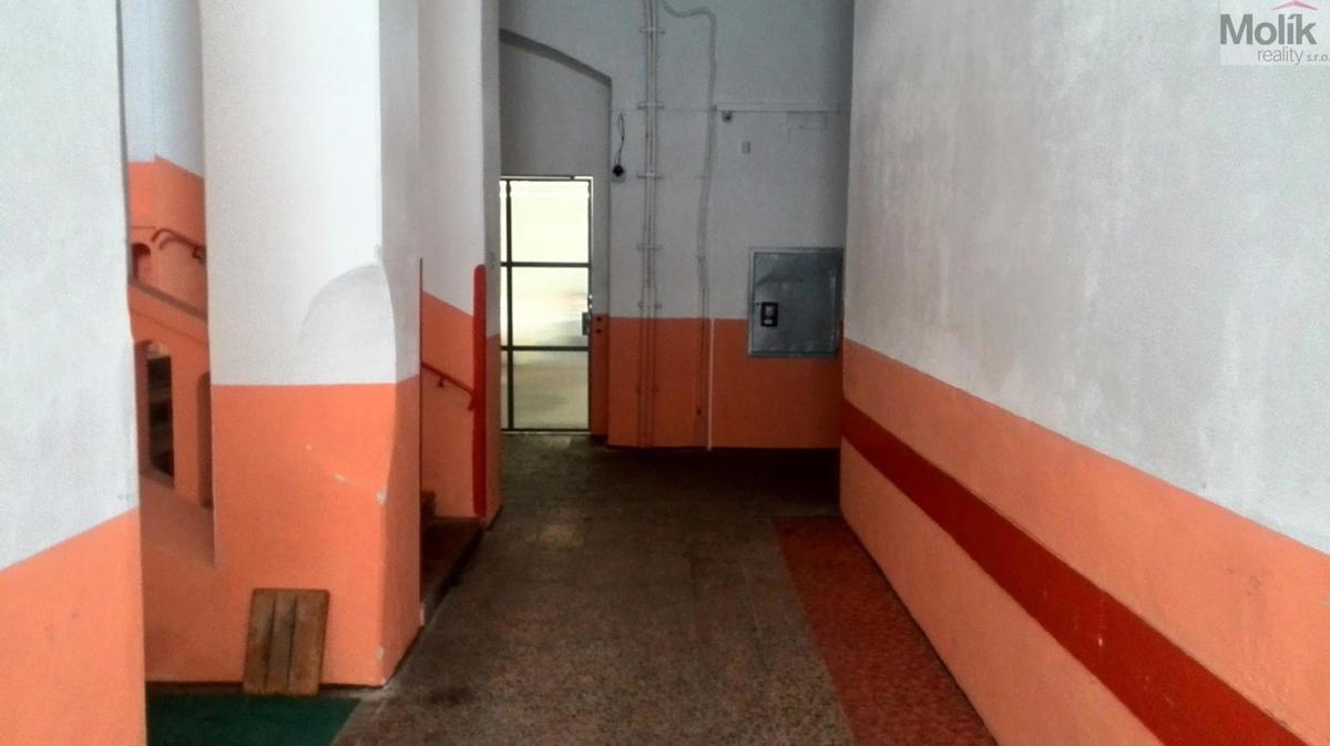 Hình ảnh 4 - Bất động sản thương mại cho thuê · 250 m²