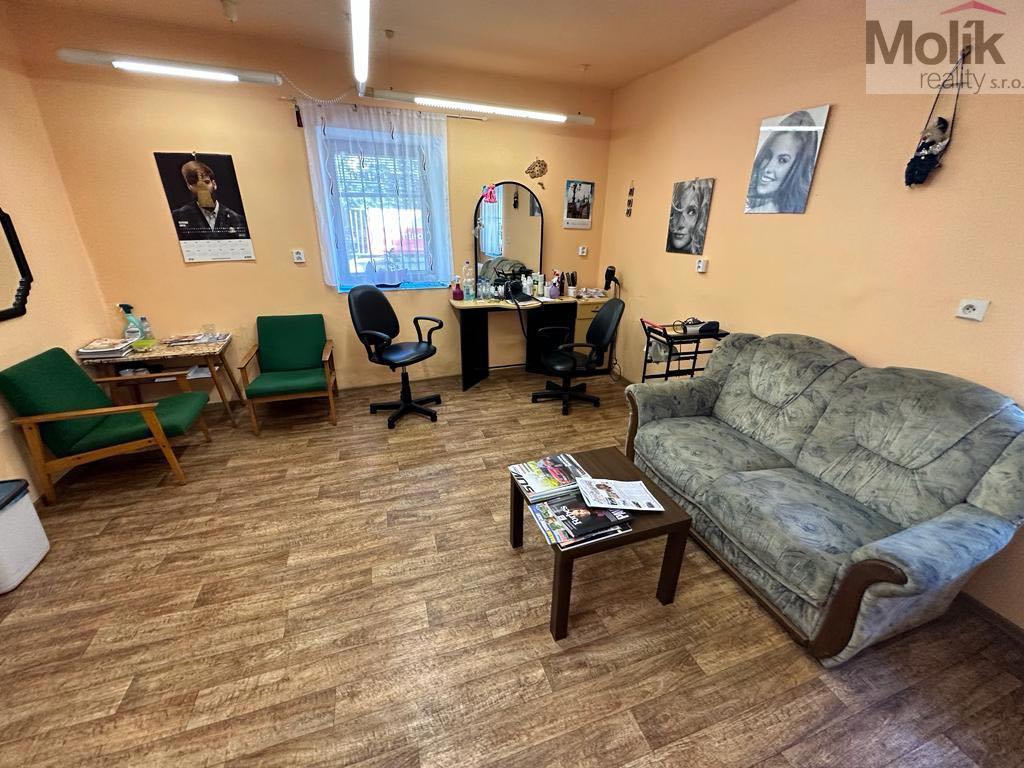 Фото 3 - Продажа дома · Семейный дом · 397 m²