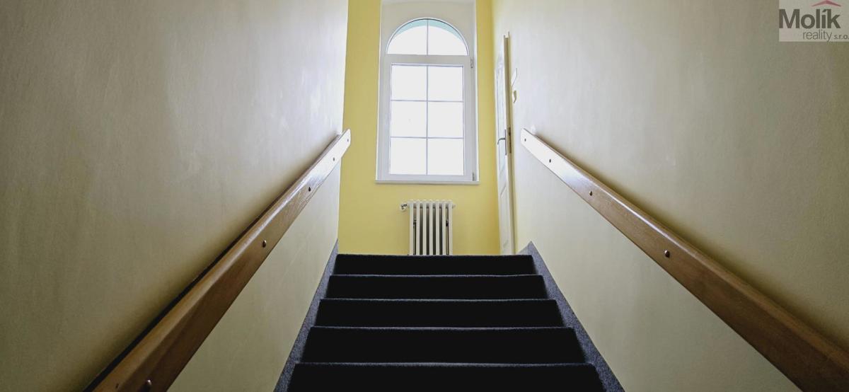 Фото 3 - Аренда коммерческой недвижимости · 140 m²