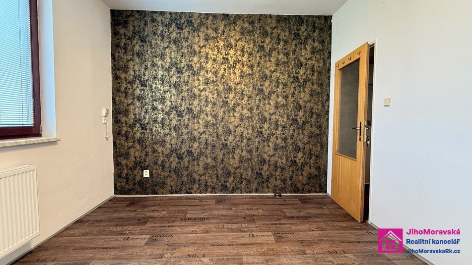 Photo 3 - Commercial property for rent · Office · 12 m²