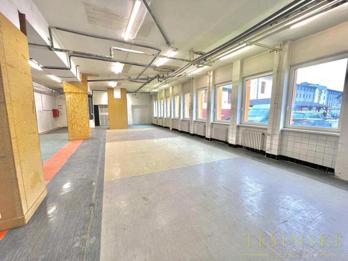 Photo 4 - Commercial property for rent · 203 m²