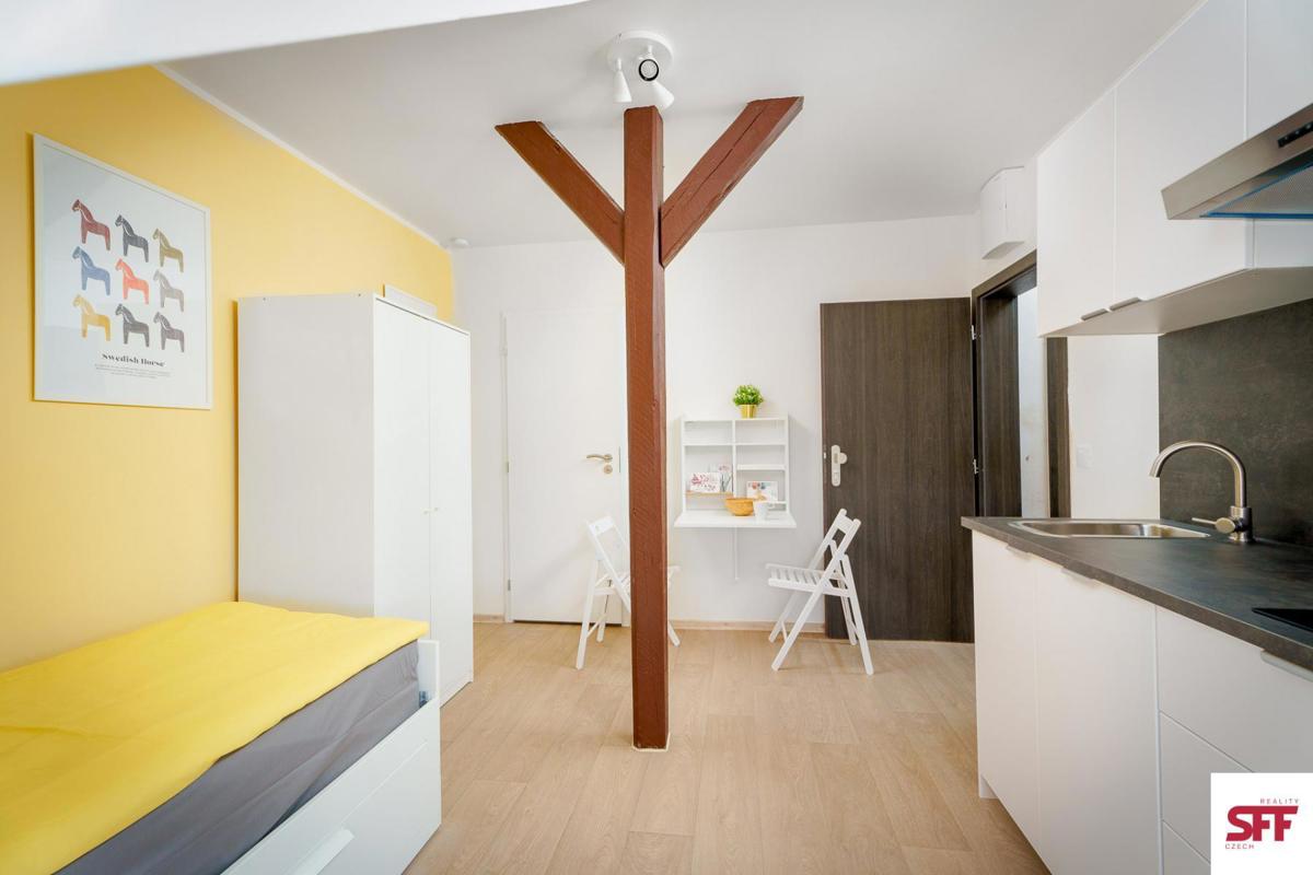 Photo 1 - Apartment for rent · 1+kk · 22 m²