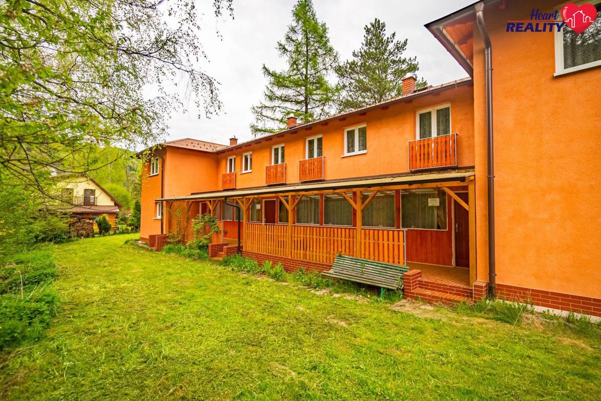 Фото 2 - Продаж будинку · Котедж · 462 m²