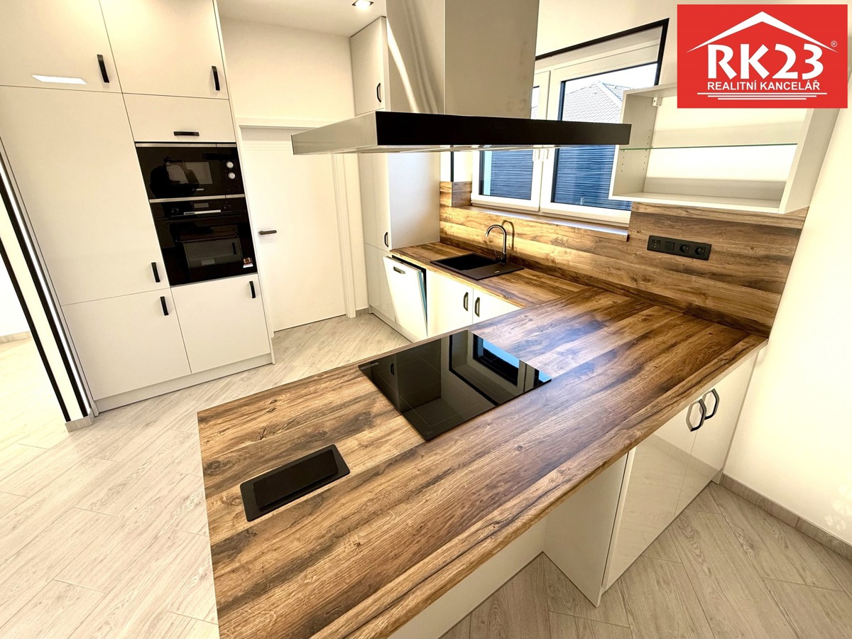 Фото 2 - Продаж будинку · Сімейний будинок · 177 m² · 4 кімнати
