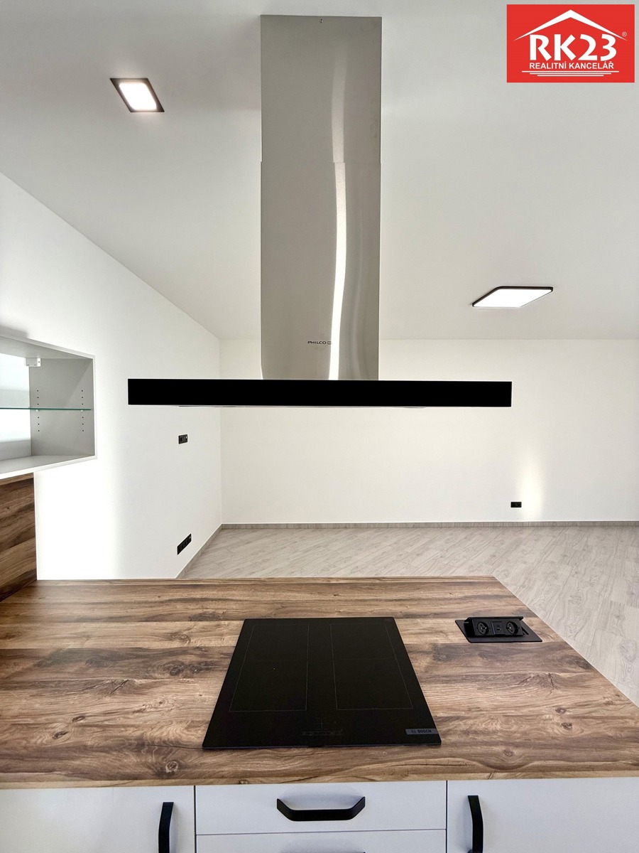 Фото 3 - Продаж будинку · Сімейний будинок · 177 m² · 4 кімнати