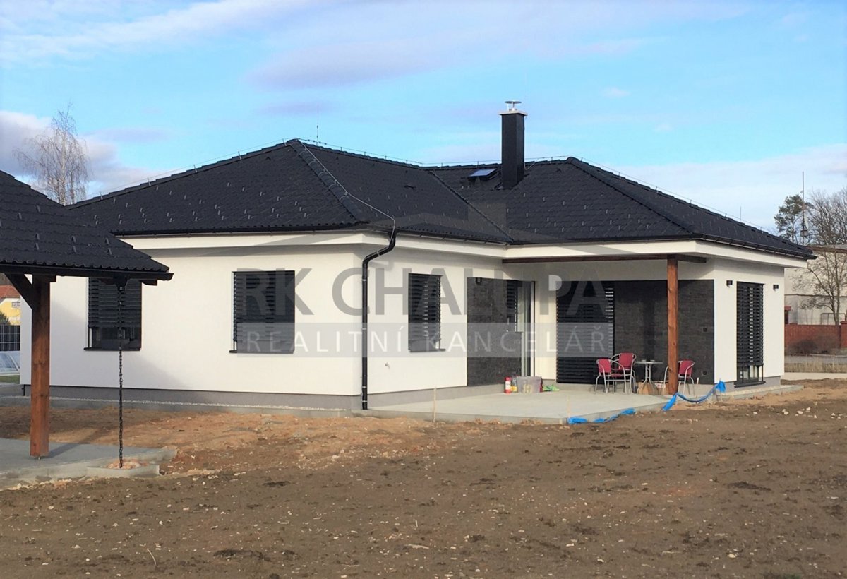 Fotografie 1 - Prodej domu · Rodinný · 104 m² · 5 pokojů