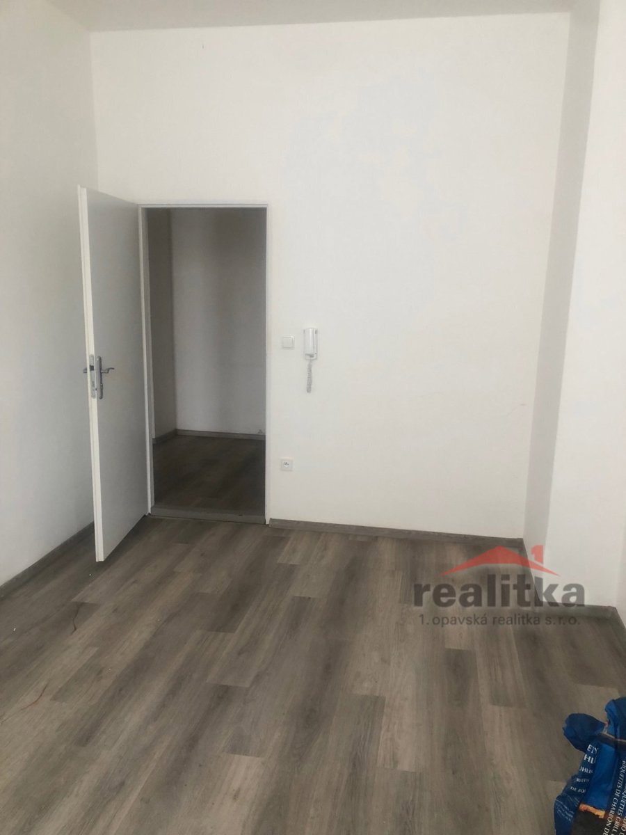 Photo 1 - Commercial property for rent · Office · 20 m²