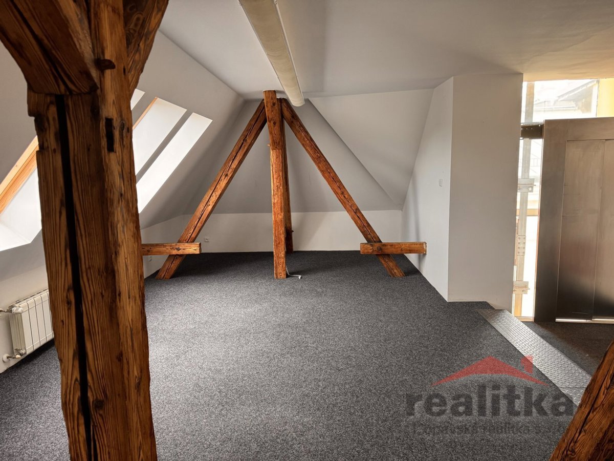 Hình ảnh 4 - Bất động sản thương mại cho thuê · Văn phòng · 117 m²