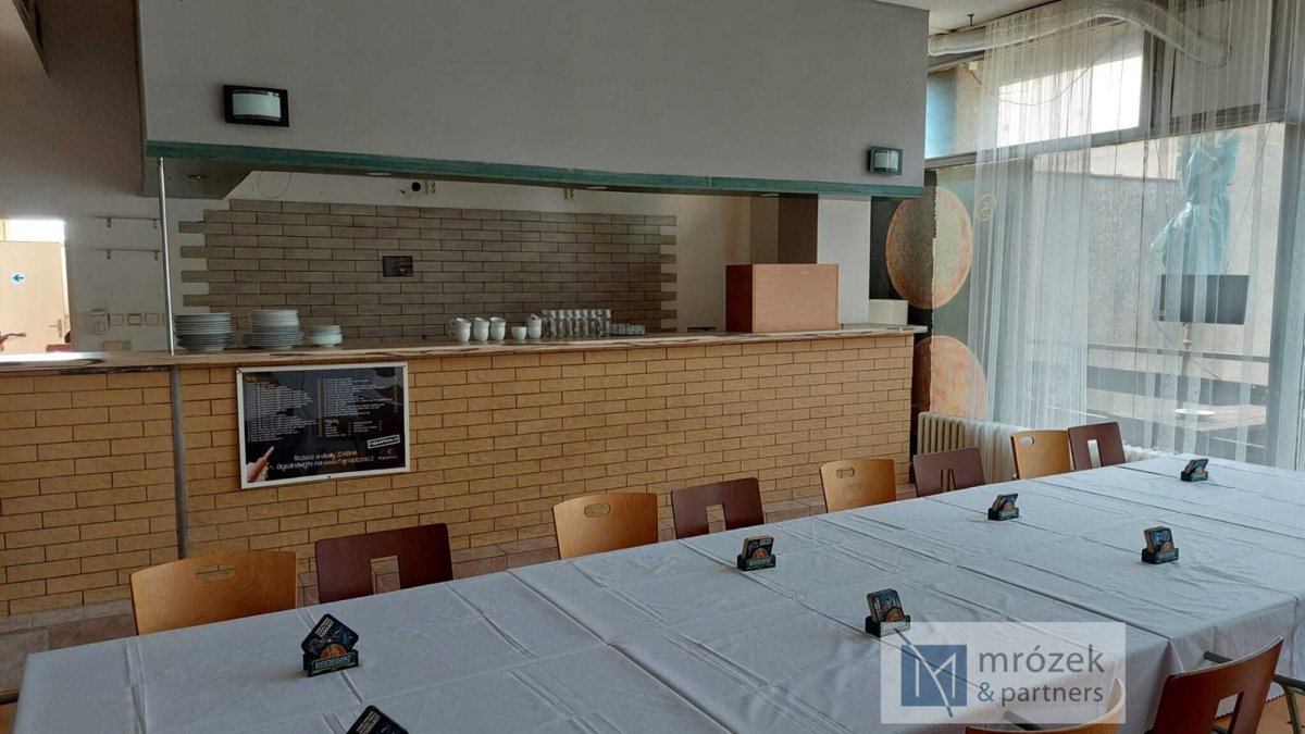Photo 3 - Commercial property for rent · 756 m²